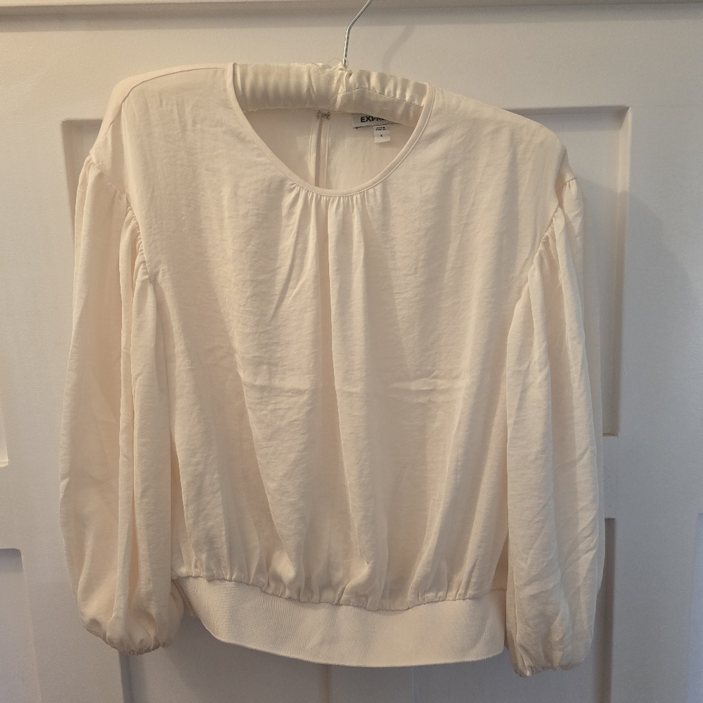 NWOT Express Top Cream Top